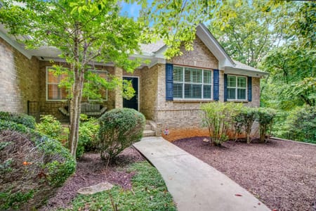 Clarkesville, GA 30523 Habersham County