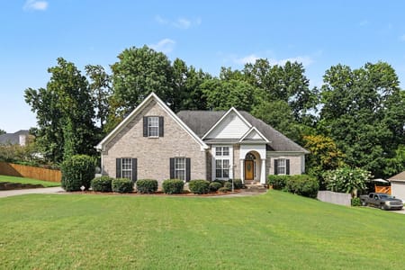 Hoschton, GA 30548 Barrow County