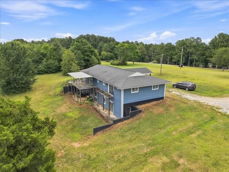 Lavonia, GA 30553 Hart County