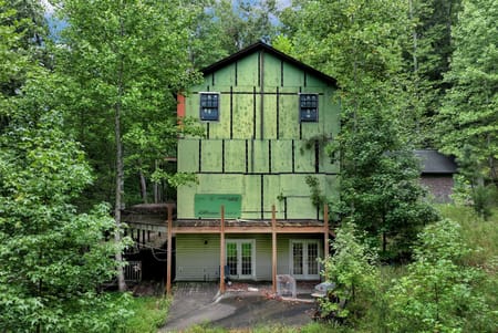 Clarkesville, GA 30523 Habersham County