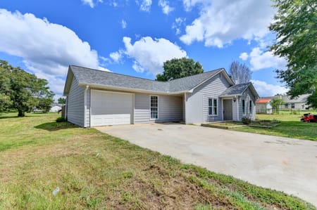 Loganville, GA 30052 Walton County