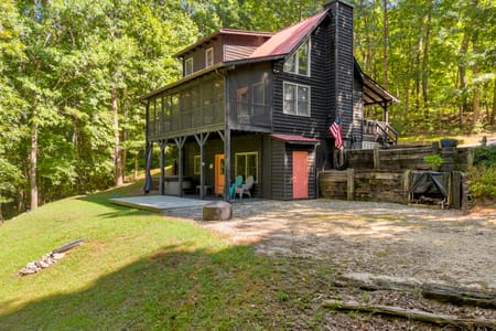 Clarkesville, GA 30523 Habersham County