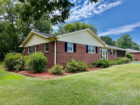 Hartwell, GA 30643 Hart County