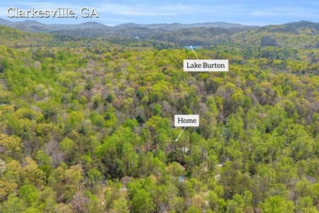 Clarkesville, GA 30523 Habersham County
