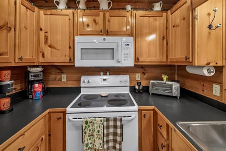 Morganton, GA 30560 Fannin County