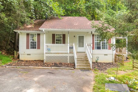 Hiawassee, GA 30546 Towns County