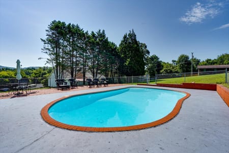 Ringgold, GA 30736 Catoosa County