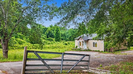 Stone Mountain, GA 30088 DeKalb County