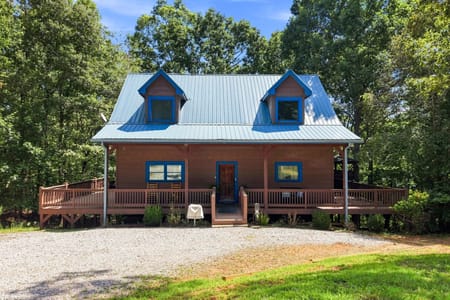 Cleveland, GA 30528 White County