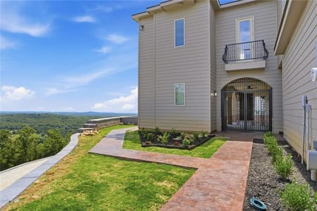 Clarkesville, GA 30523 Habersham County