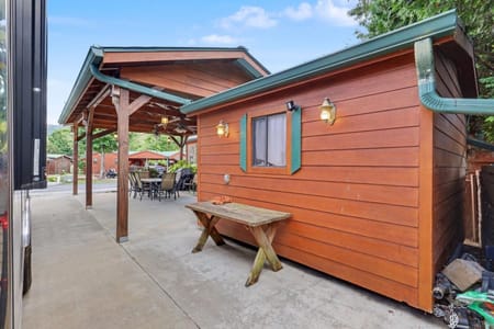 Dillard, GA 30537 Rabun County