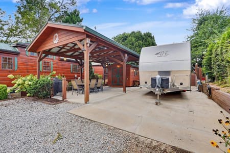 Dillard, GA 30537 Rabun County