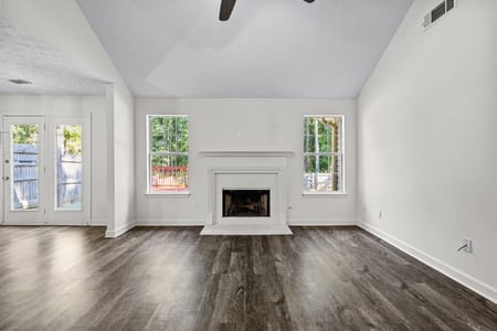 Senoia, GA 30276 Coweta County