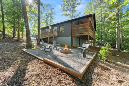 Cleveland, GA 30528 White County