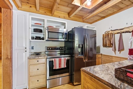 Clarkesville, GA 30523 Habersham County