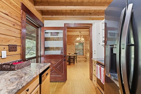Clarkesville, GA 30523 Habersham County
