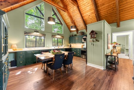 Clarkesville, GA 30523 Habersham County