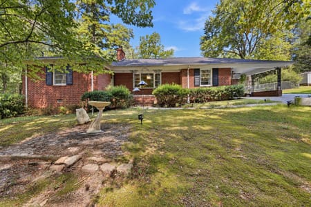 Toccoa, GA 30577 Stephens County