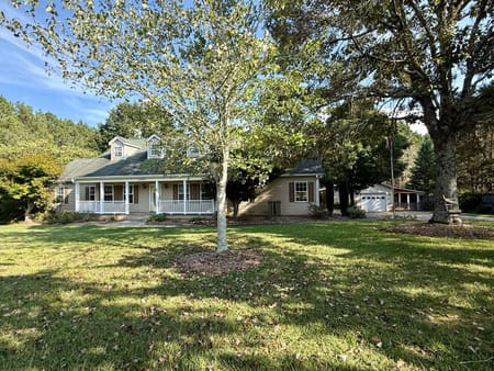 Hartwell, GA 30643 Hart County