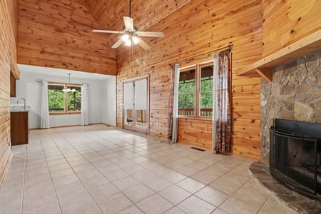 Cleveland, GA 30528 White County