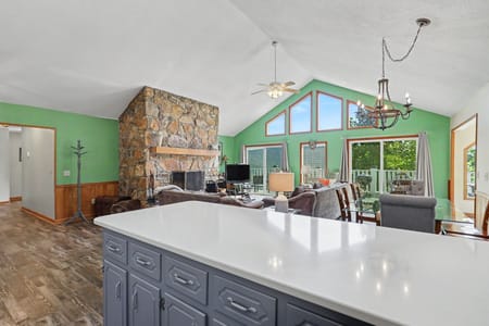 Dillard, GA 30537 Rabun County