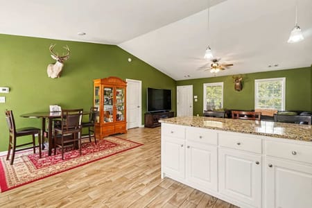 Maysville, GA 30558 Jackson County