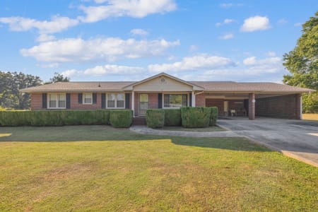 Hartwell, GA 30643 Hart County