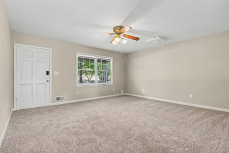 Flowery Branch, GA 30542 Hall County