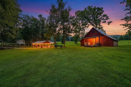 Cleveland, GA 30528 White County