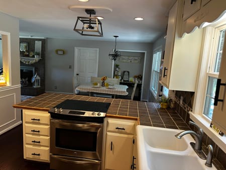 Toccoa, GA 30577 Stephens County