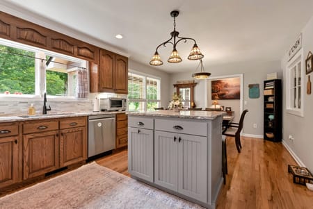 Clarkesville, GA 30523 Habersham County