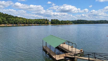Toccoa, GA 30577 Stephens County
