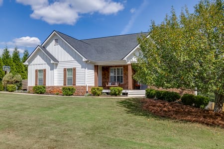 Hoschton, GA 30548 Jackson County
