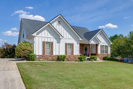 Hoschton, GA 30548 Jackson County