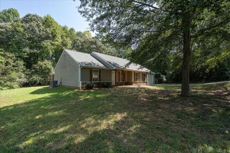 Maysville, GA 30558 Jackson County