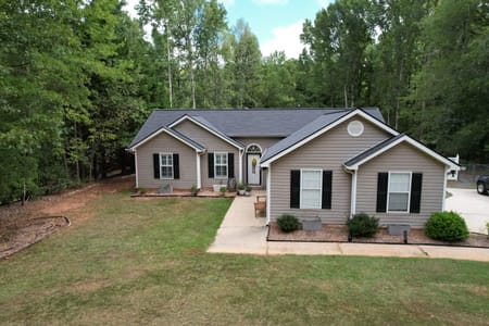 Senoia, GA 30276 Coweta County