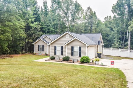 Senoia, GA 30276 Coweta County