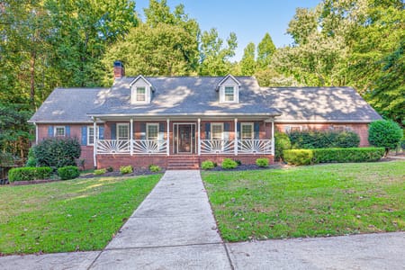 Hoschton, GA 30548 Jackson County
