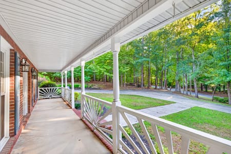 Hoschton, GA 30548 Jackson County