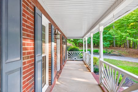 Hoschton, GA 30548 Jackson County
