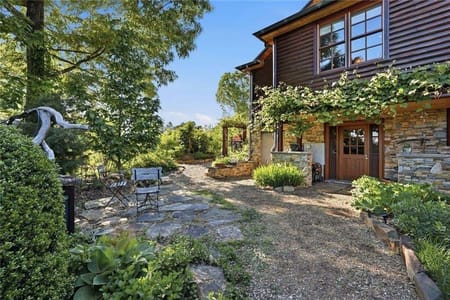 Clarkesville, GA 30523 Habersham County