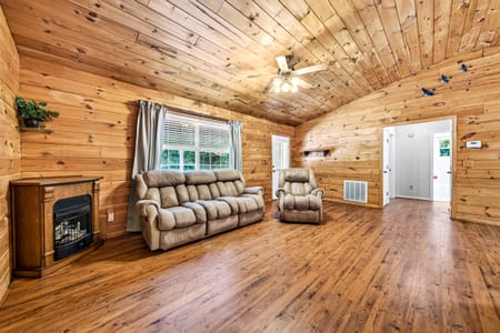 Tiger, GA 30576 Rabun County