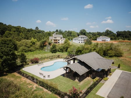 Hoschton, GA 30548 Jackson County