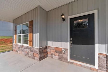 Eastanollee, GA 30538 Stephens County