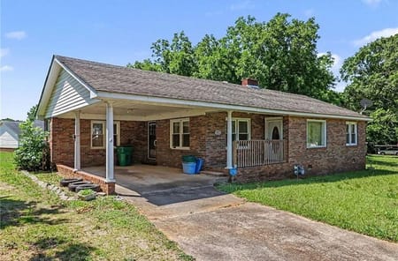 Lavonia, GA 30553 Franklin County