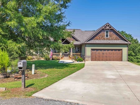 Clarkesville, GA 30523 Habersham County