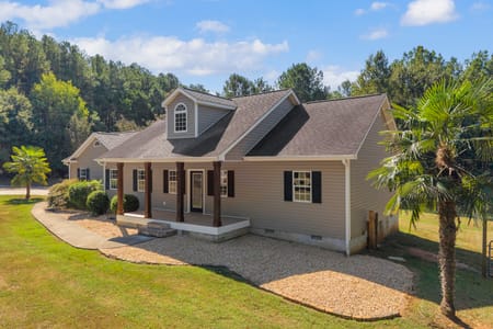 Hartwell, GA 30643 Hart County