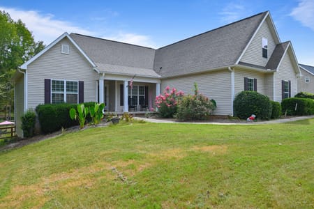 Senoia, GA 30276 Coweta County