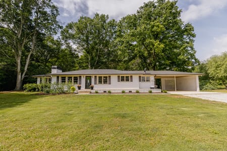 Statham, GA 30666 Barrow County