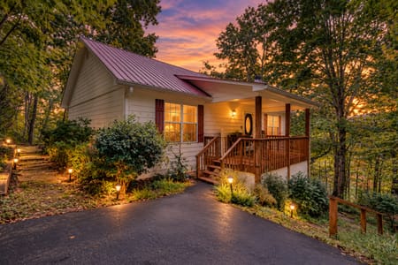 Hiawassee, GA 30546 Towns County